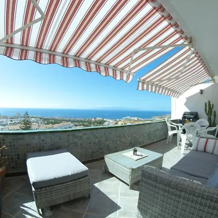Апартаменты 180 Seaview 1 Bedroom Flat With Swimming Pool