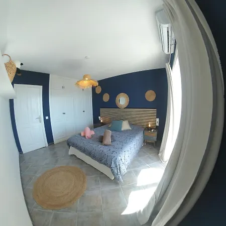 180 Seaview 1 Bedroom Flat With Swimming Pool 公寓 阿德耶