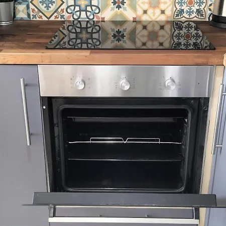 180 Seaview 1 Bedroom Flat With Swimming Pool 公寓