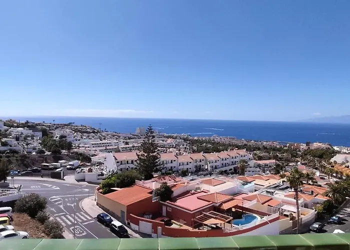 180 Seaview 1 Bedroom Flat With Swimming Pool Costa Adeje (Tenerife)