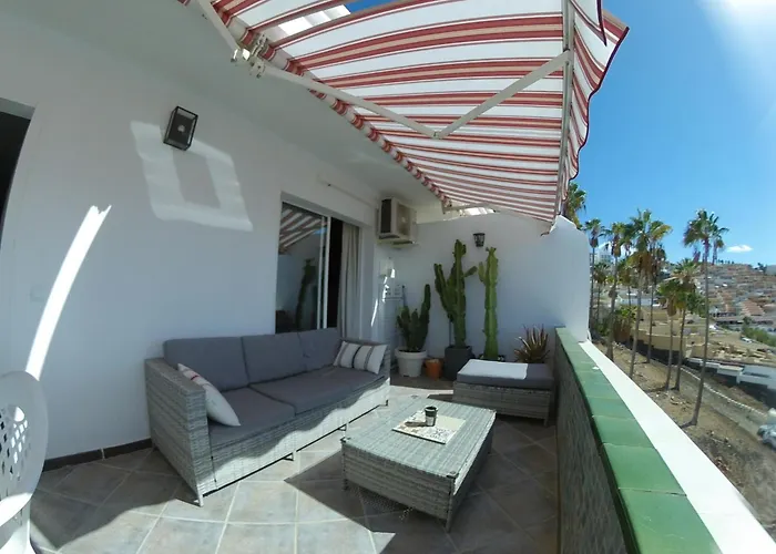 180 Seaview 1 Bedroom Flat With Swimming Pool Апартаменты *