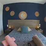 180 Seaview 1 Bedroom Flat With Swimming Pool *