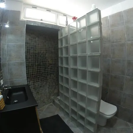 Διαμέρισμα 180 Seaview 1 Bedroom Flat With Swimming Pool *